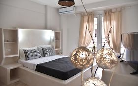 Kyma Studios And Suites